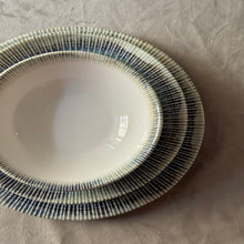 تحميل الصورة إلى عارض المعرض، تولو طاقم بورسلين للعشاء ازرق ماريسا ٢٤ قطعة
